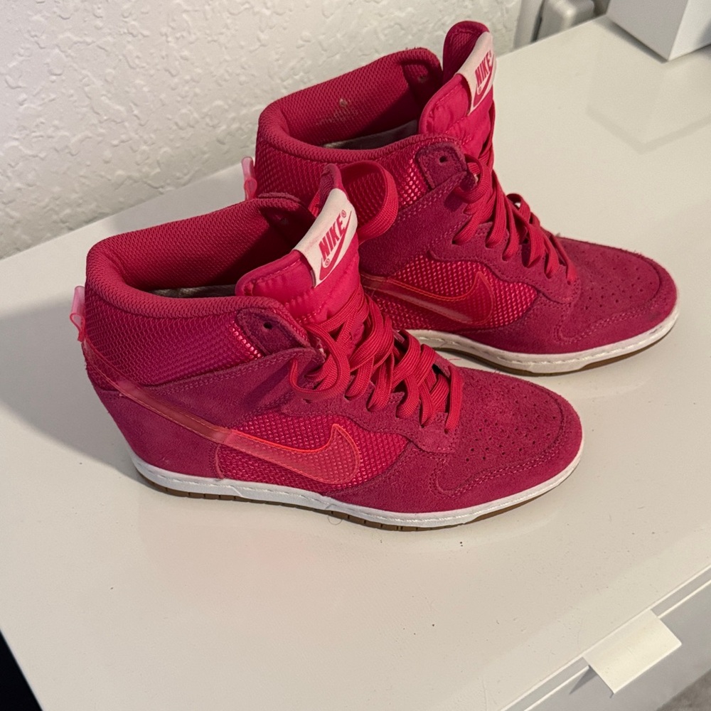 Nike Women's Fuchsia High-Top Sneakers - Picture 2 of 5